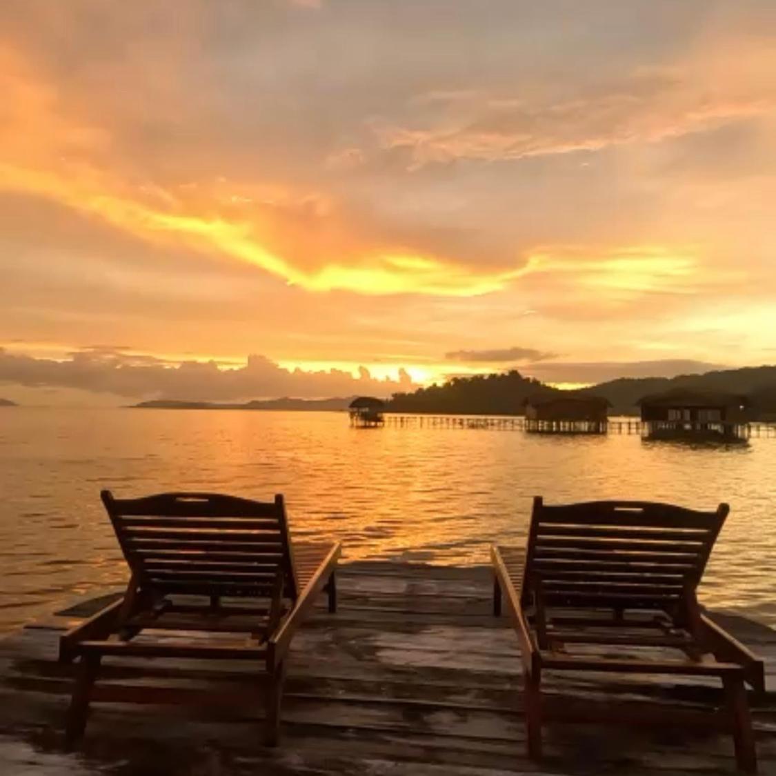 Coriana Dive Resort Waisai Kültér fotó