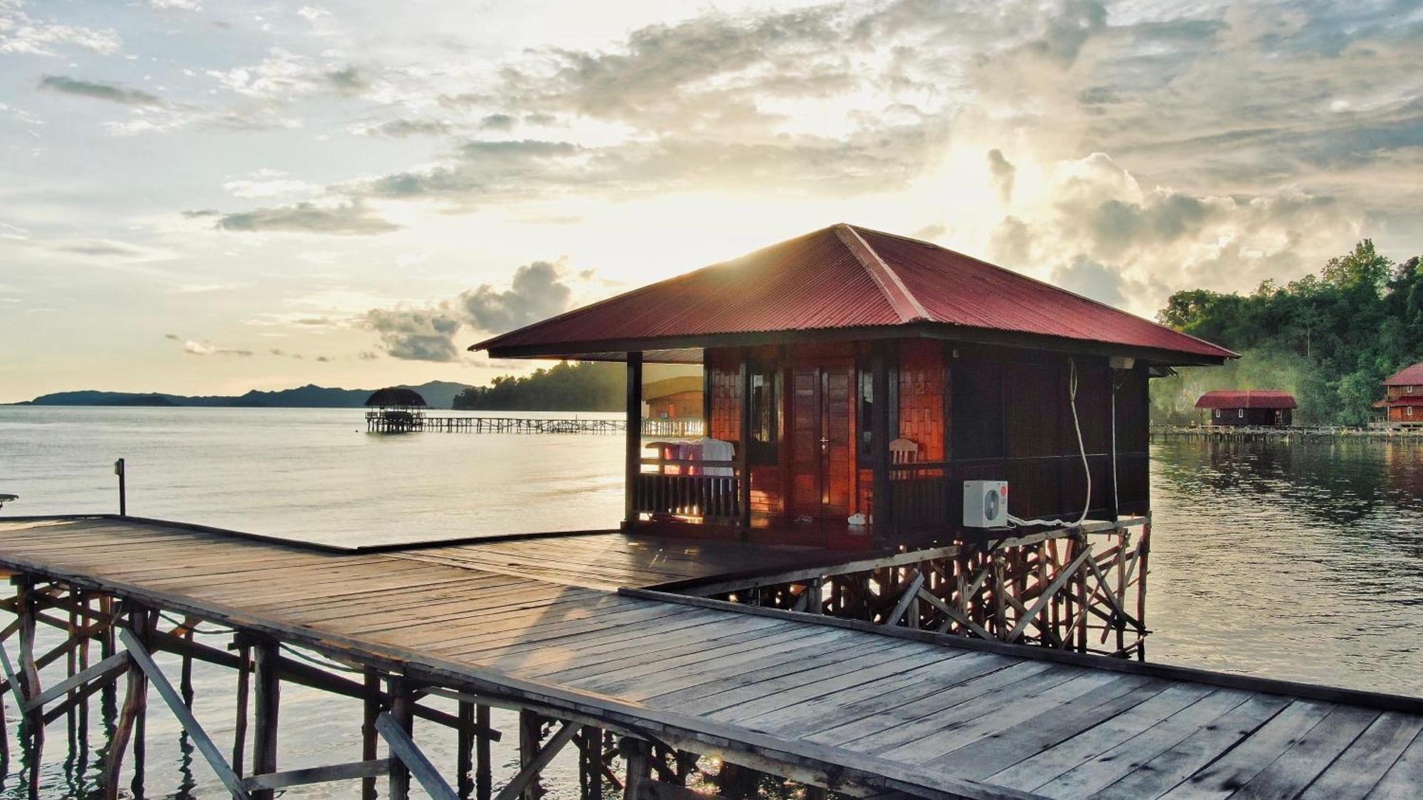 Coriana Dive Resort Waisai Kültér fotó